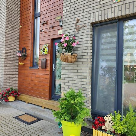 Geltoni Apartamentai Паланга Экстерьер фото