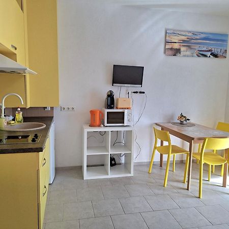 Geltoni Apartamentai Паланга Экстерьер фото