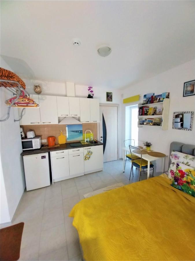 Geltoni Apartamentai Паланга Экстерьер фото